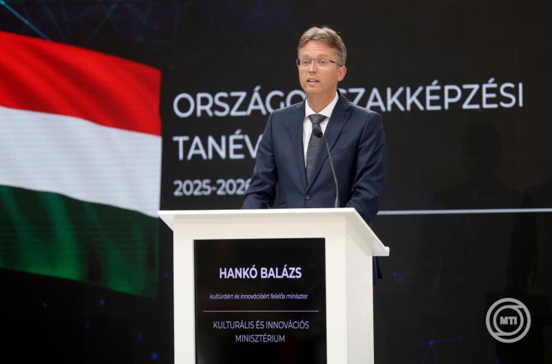 szakképzési