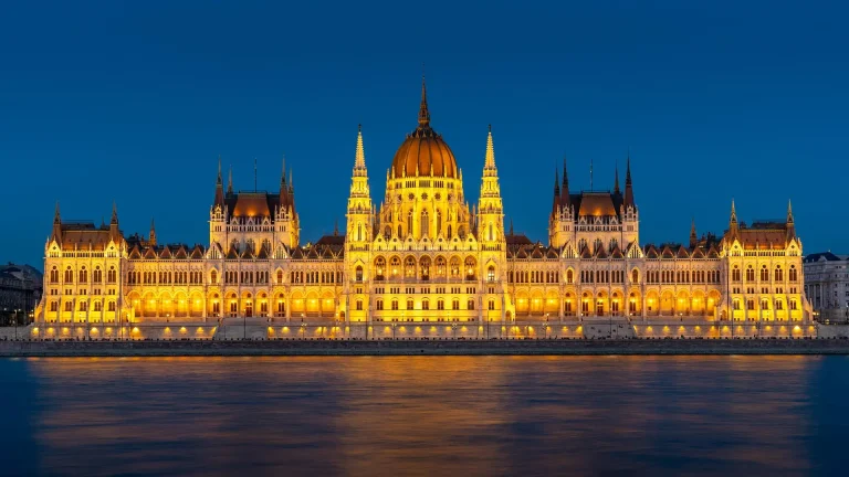 Budapest, Eger és Pécs az őszi utazók kedvenc városai