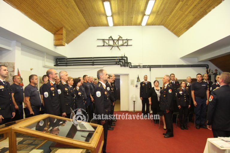 Szolgálati Jelet adományoztak Winkler Sándornak, a dunaújvárosi vezetőnek
