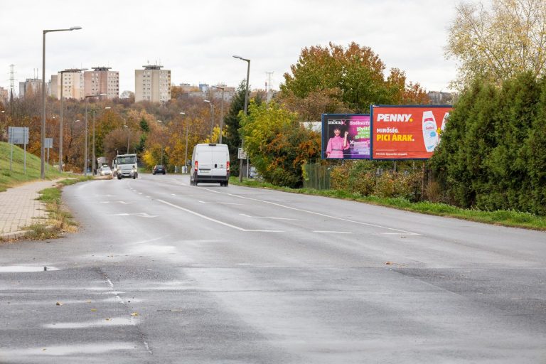 A kormány programjának keretében 100 millióból újulhat meg az Aranyvölgyi út