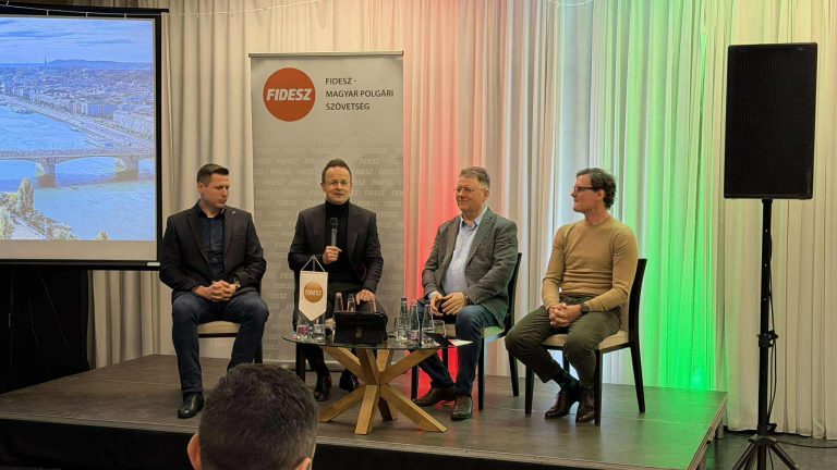 Szijjártó Péter külügyminiszter Dunaújvárosban tett látogatást