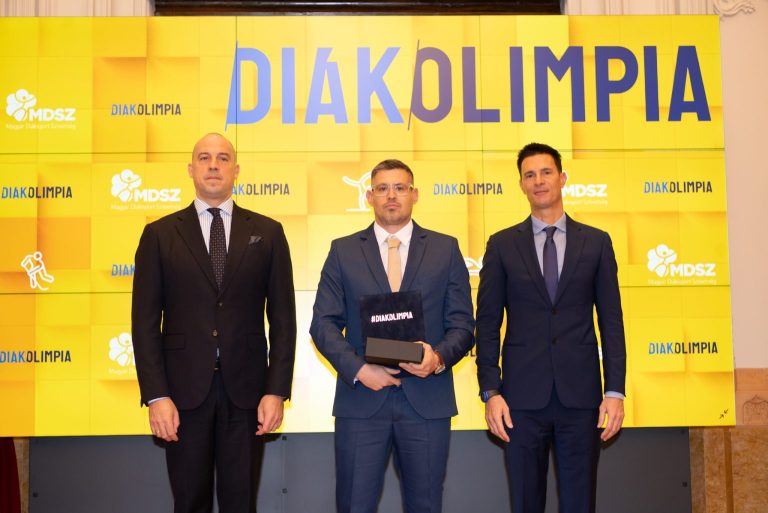 Fehér Krisztián a vármegye legeredményesebb Diákolimpia testnevelője
