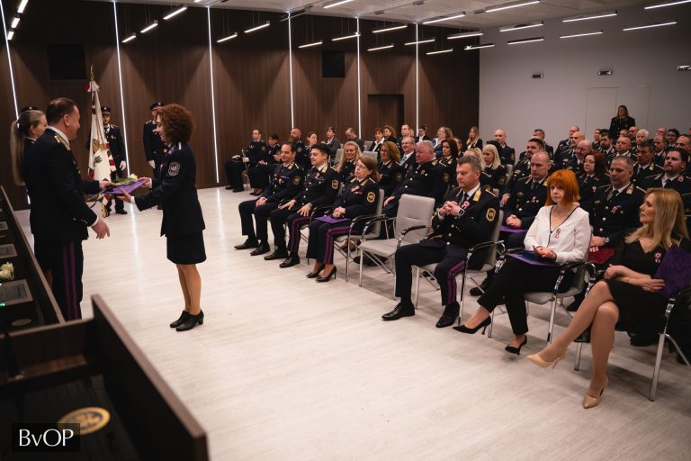 Nemzeti ünnep: elismerést kapott a pálhalmai bv. négy munkatársa is