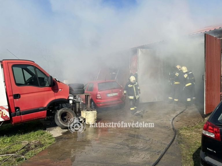 Tűz az autószerelő műhelyben: egy kocsi benn is égett