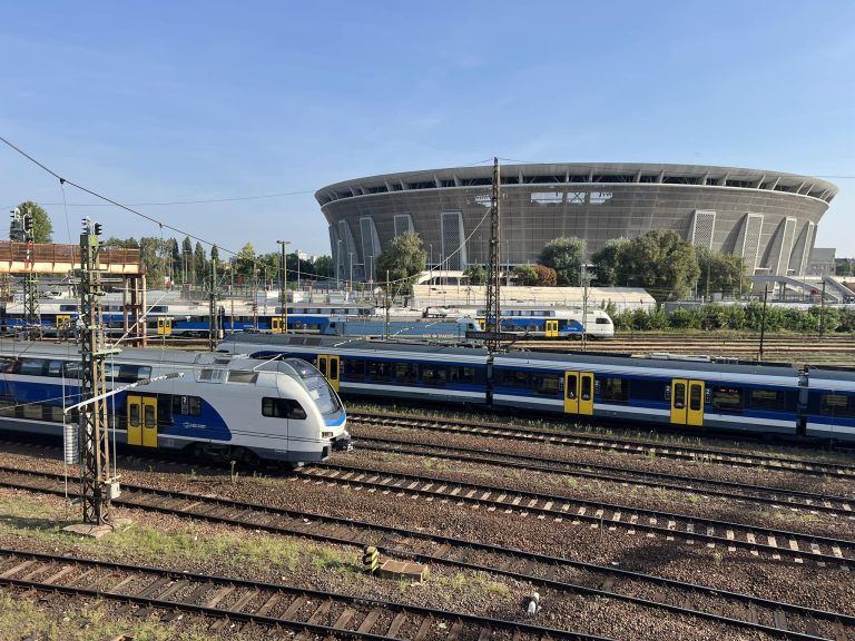 Vasúti fejlesztés: módosul egy dunaújvárosi járat menetrendje is
