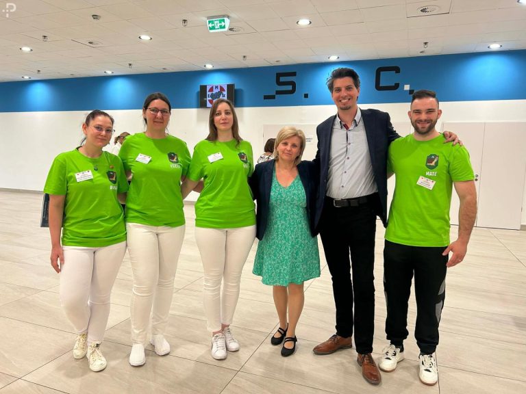 Az országos szakmai vetélkedőt a mozgásszervi rehabilitáció osztály csapata nyerte