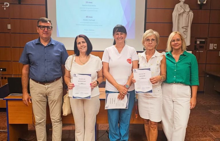 A Szent Pantaleon Kórház ünnepélyes keretek között köszöntötte azokat a munkatársait, akik hosszú évek óta elkötelezetten szolgálják a betegek gyógyítását ésellátását
